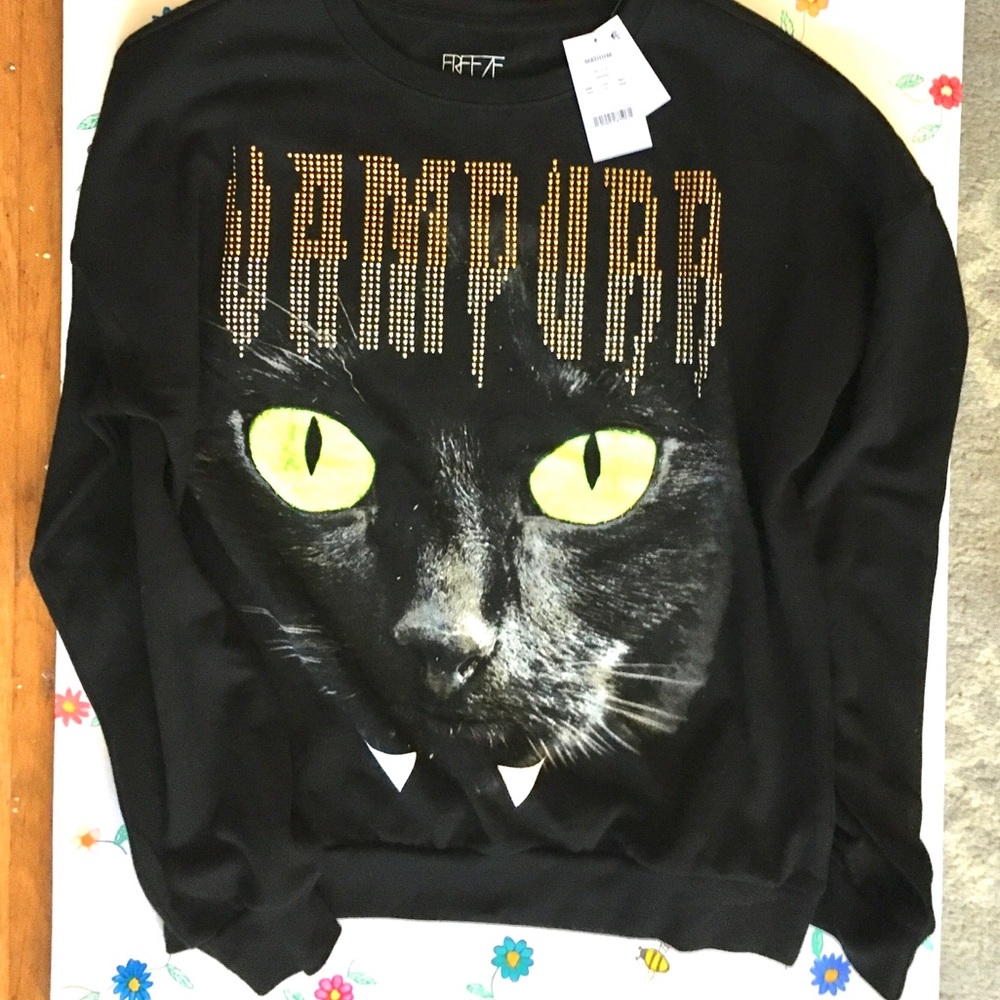 NWT! Freeze- Vampurr Cat Sweater